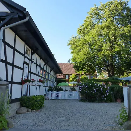 Lägenhet „friesland“ - Wunderschoenes In Fachwerkhaus