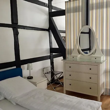 Apartment „friesland“ - Wunderschoenes In Fachwerkhaus *