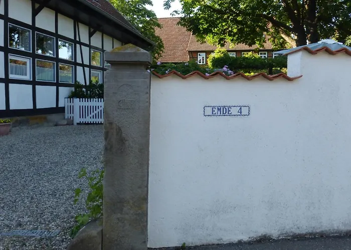 Apartamento „friesland“ - Wunderschoenes In Fachwerkhaus *